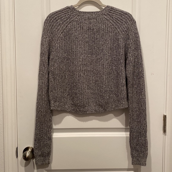 Abercrombie & Fitch Cropped Sweater Size S - Picture 2 of 8